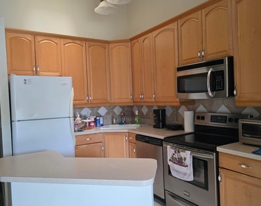 624 Nw 47th Street - Photo Thumbnail 14