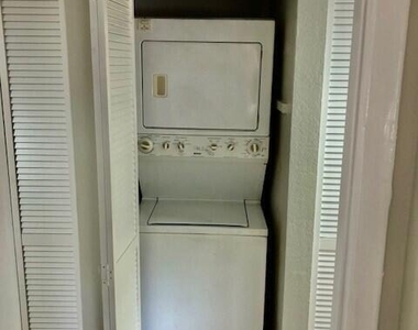 6043 10th Avenue N - Photo Thumbnail 24