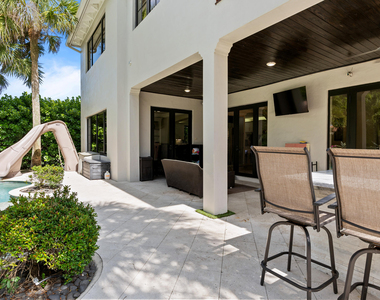 9521 Eden Manor - Photo Thumbnail 43