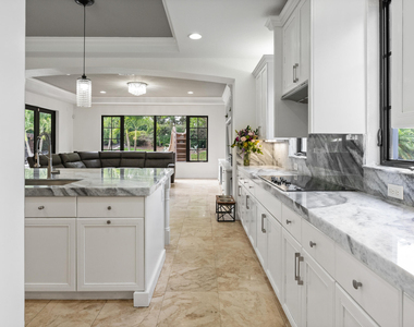 9521 Eden Manor - Photo Thumbnail 63