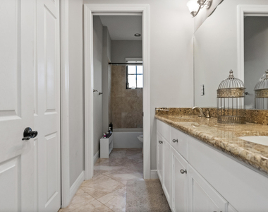 9521 Eden Manor - Photo Thumbnail 71