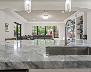 9521 Eden Manor - Photo Thumbnail 55