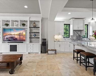9521 Eden Manor - Photo Thumbnail 56