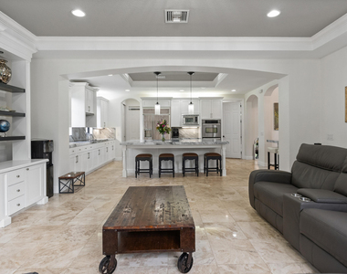 9521 Eden Manor - Photo Thumbnail 58
