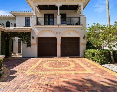 9521 Eden Manor - Photo Thumbnail 17
