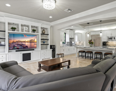 9521 Eden Manor - Photo Thumbnail 57