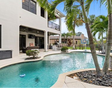 9521 Eden Manor - Photo Thumbnail 37