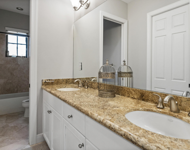 9521 Eden Manor - Photo Thumbnail 72