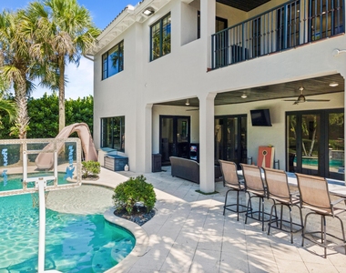 9521 Eden Manor - Photo Thumbnail 12