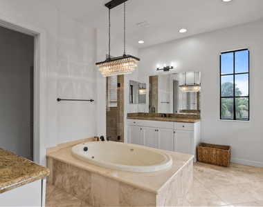 9521 Eden Manor - Photo Thumbnail 95