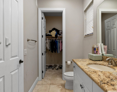 9521 Eden Manor - Photo Thumbnail 79
