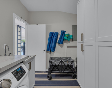 272 Imperial Lane - Photo Thumbnail 53