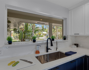 272 Imperial Lane - Photo Thumbnail 41