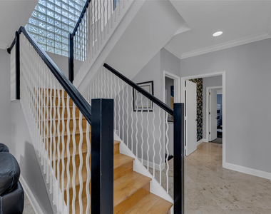 272 Imperial Lane - Photo Thumbnail 50