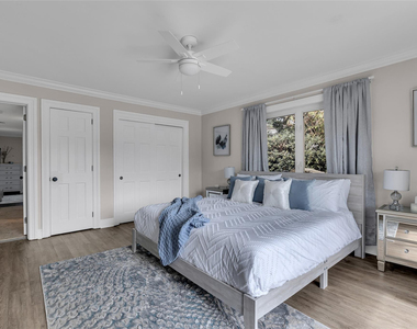 272 Imperial Lane - Photo Thumbnail 12