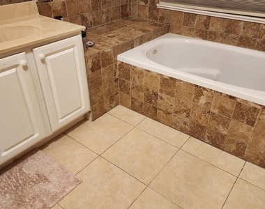149 Sw Fairview Avenue - Photo Thumbnail 3