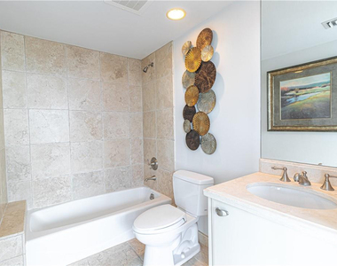 333 Las Olas Way - Photo Thumbnail 7