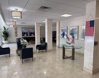 305 N Pompano Beach Boulevard - Photo Thumbnail 25