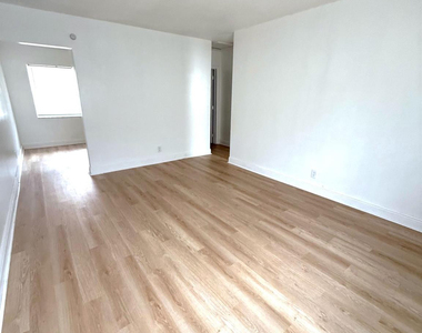 4130 Nw 31st Terrace - Photo Thumbnail 2