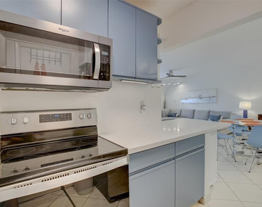 3020 Ne 16th Avenue - Photo Thumbnail 8