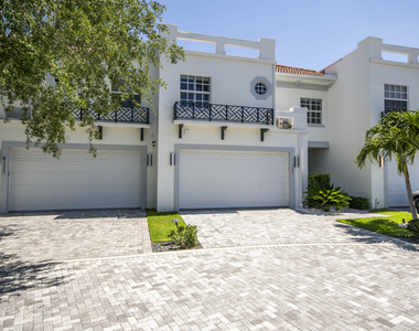 2245 Monet Road - Photo Thumbnail 32