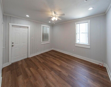 4116 Virginia Terrace - Photo Thumbnail 5