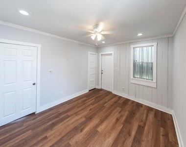 4116 Virginia Terrace - Photo Thumbnail 4