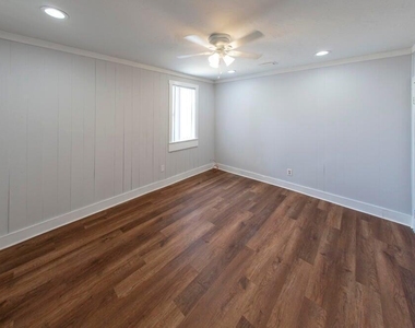 4116 Virginia Terrace - Photo Thumbnail 3
