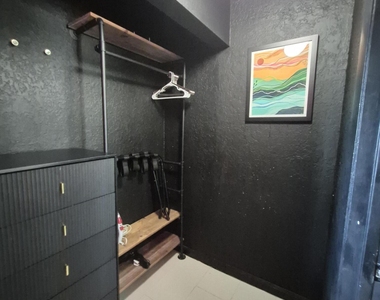 1007 Se 2nd Court - Photo Thumbnail 5