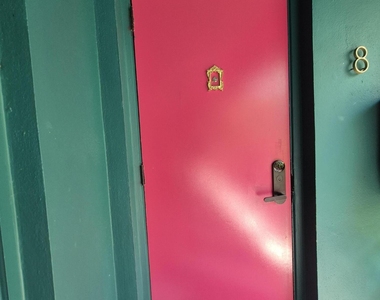 1007 Se 2nd Court - Photo Thumbnail 7