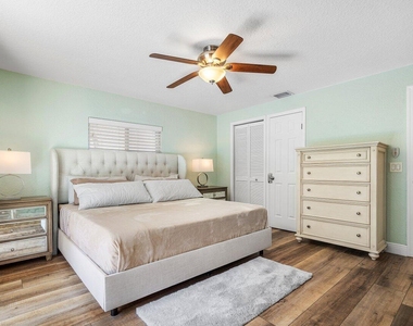 671 Lindell Boulevard - Photo Thumbnail 27