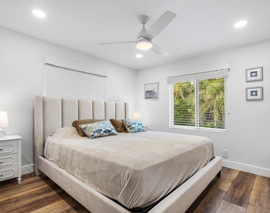 671 Lindell Boulevard - Photo Thumbnail 25