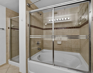 6510 Emerald Dunes Drive - Photo Thumbnail 24