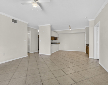 6510 Emerald Dunes Drive - Photo Thumbnail 16