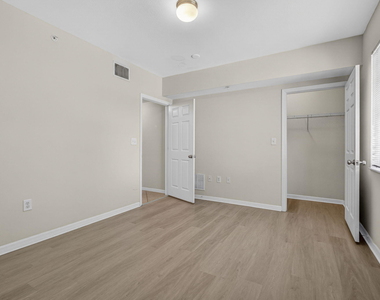 6510 Emerald Dunes Drive - Photo Thumbnail 25