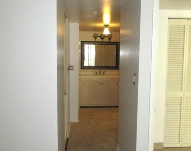 6751 N University Drive - Photo Thumbnail 13