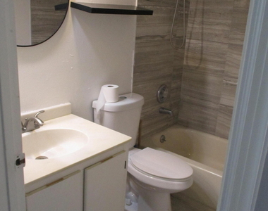 6751 N University Drive - Photo Thumbnail 9