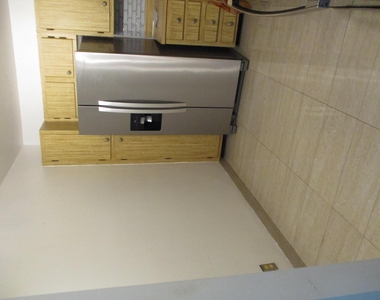6751 N University Drive - Photo Thumbnail 2