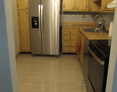 6751 N University Drive - Photo Thumbnail 1