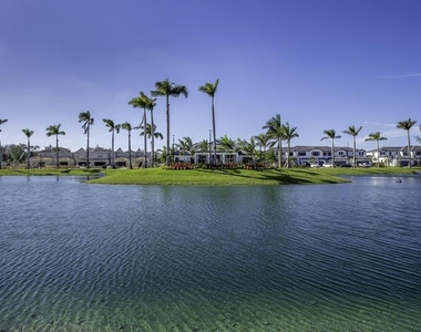 4917 Peacock Way - Photo Thumbnail 17
