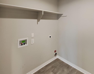 4301 Moonlight Road - Photo Thumbnail 14