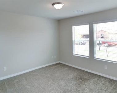 4301 Moonlight Road - Photo Thumbnail 10