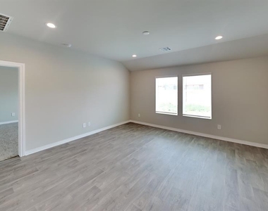 4301 Moonlight Road - Photo Thumbnail 2
