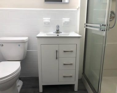 3205 Ne 9th Street - Photo Thumbnail 3