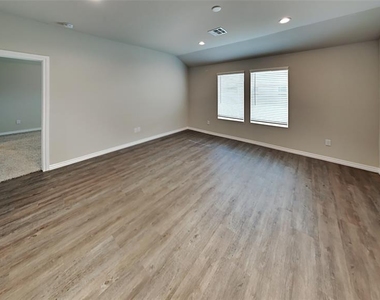 4412 Palmetto Bluff Drive - Photo Thumbnail 1