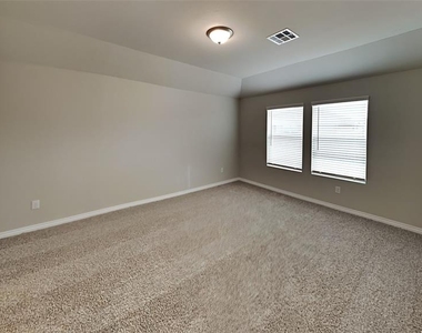 4412 Palmetto Bluff Drive - Photo Thumbnail 5