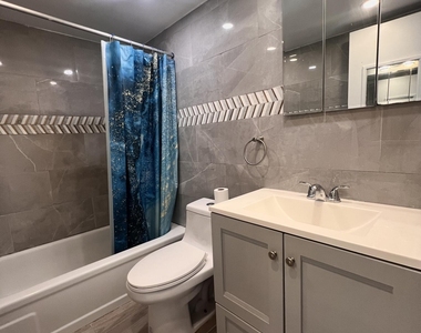 176 Sussex I - Photo Thumbnail 11