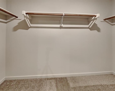 2933 Ember Drive - Photo Thumbnail 10