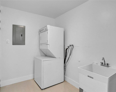 1013 Se 14th Court - Photo Thumbnail 23