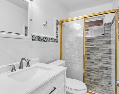 1013 Se 14th Court - Photo Thumbnail 26